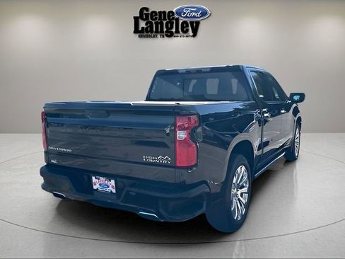 Used 2021 Chevrolet Silverado 1500 High Country w/ Technology Package AWD/4WD image 21