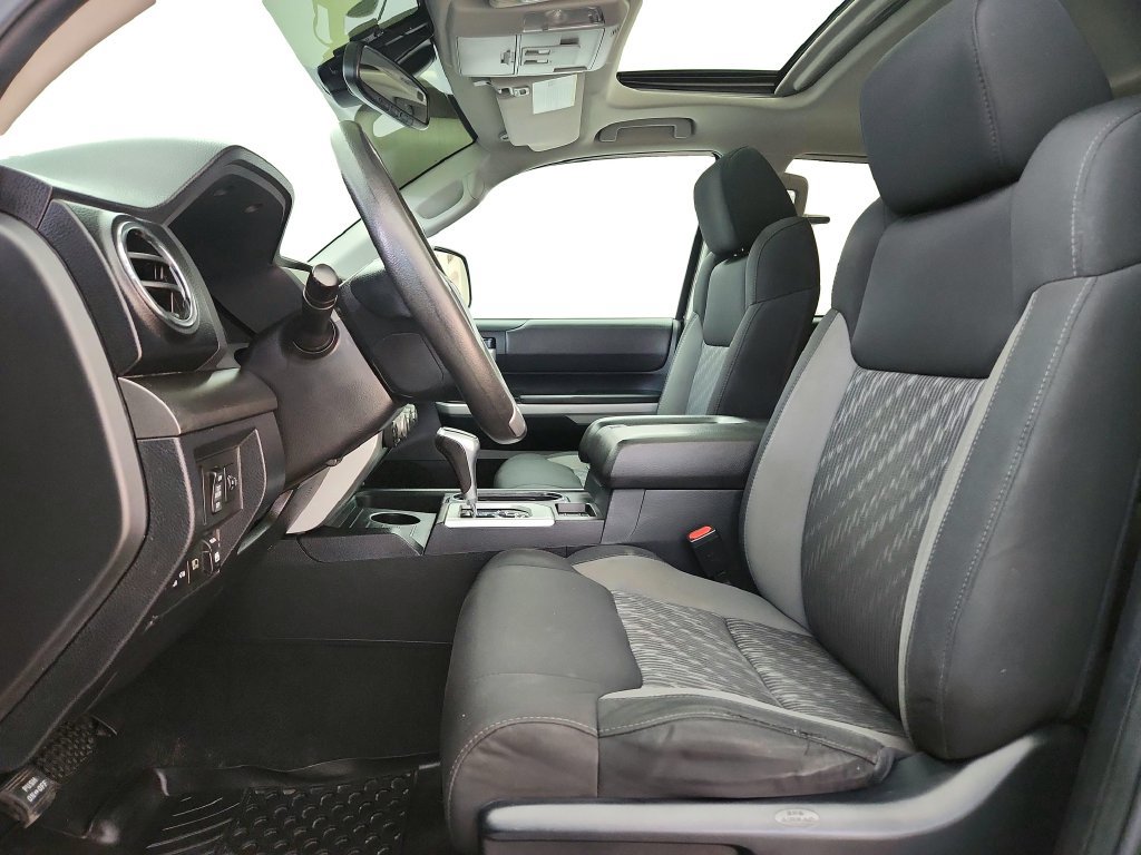Used 2018 Toyota Tundra SR5 AWD/4WD image 10