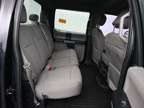 Used 2019 Ford F150 XLT w/ Trailer Tow Package image 6