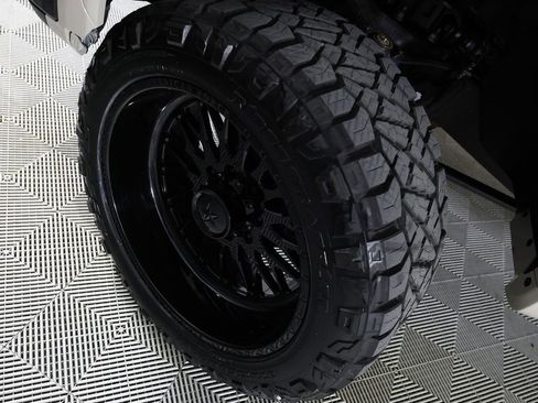 Used 2026 GMC Sierra 2500 AT4X image 47