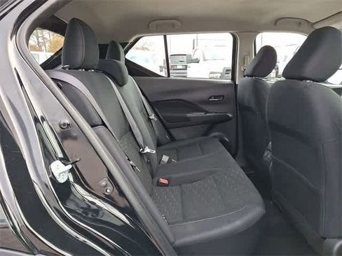 Used 2024 Nissan Kicks SV image 30