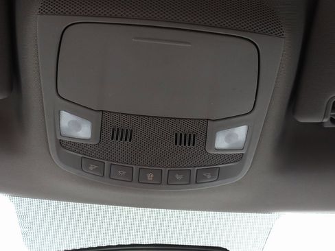 Used 2018 Ford F150 XLT w/ Trailer Tow Package image 16