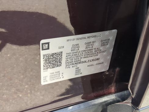 Certified 2020 Cadillac XT5 Premium Luxury AWD/4WD image 32