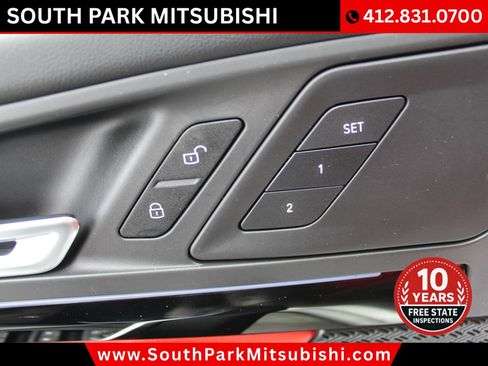Used 2025 BMW X1 xDrive28i w/ M Sport Package AWD/4WD image 14