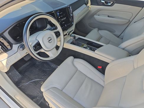 Used 2021 Volvo XC60 T5 Inscription w/ Advanced Package image 16