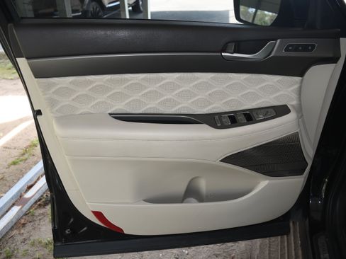 Used 2021 Hyundai Palisade Calligraphy image 8