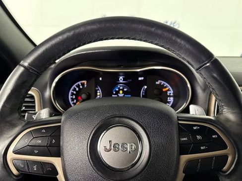 Used 2017 Jeep Grand Cherokee Laredo w/ Quick Order Package 23E image 19