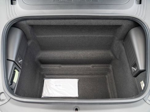 Used 2025 Porsche 718 Boxster image 26