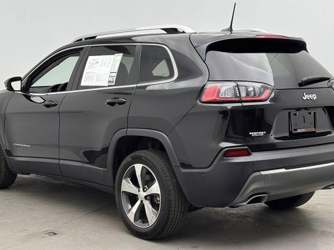 Used 2021 Jeep Cherokee Limited image 5