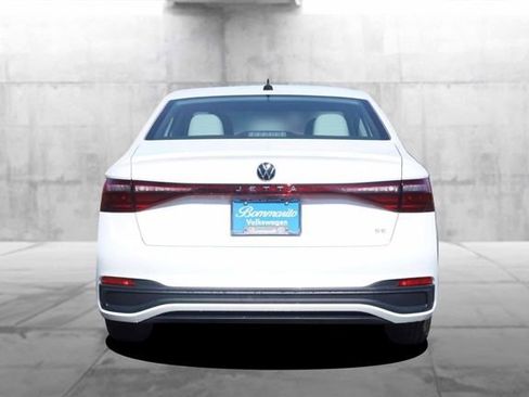 New 2026 Volkswagen Jetta SE image 6