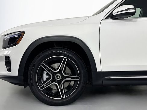 New 2026 Mercedes-Benz GLB 250 image 9
