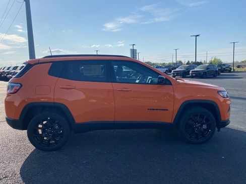 New 2026 Jeep Compass Altitude AWD/4WD image 8