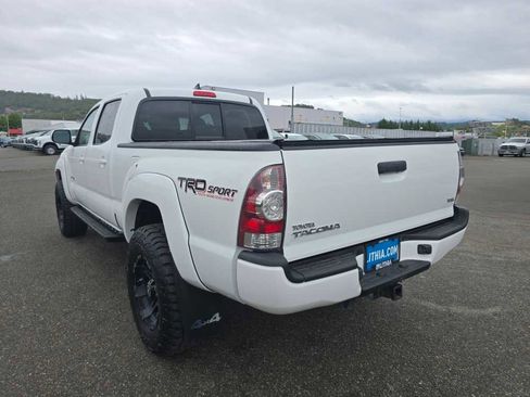 Used 2014 Toyota Tacoma 4x4 Double Cab w/ TRD Sport Package image 3