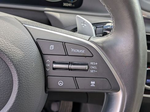Used 2023 Hyundai Sonata Limited FWD image 18