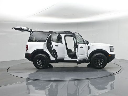 Used 2025 Ford Bronco Sport Badlands AWD/4WD image 5