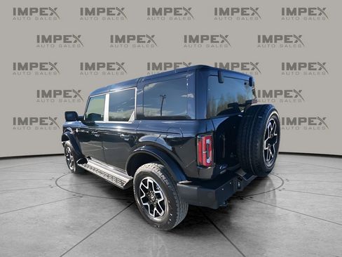 Used 2025 Ford Bronco Outer Banks image 3