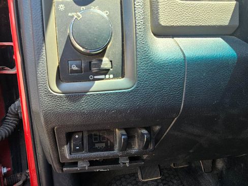 Used 2011 RAM 2500 ST w/ ST Popular Equipment Group AWD/4WD image 32