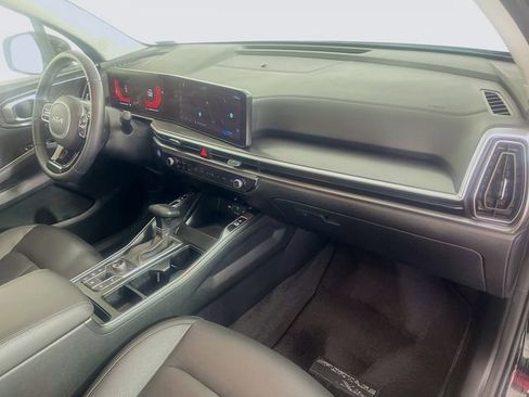 Used 2025 Kia Sorento EX AWD/4WD image 31