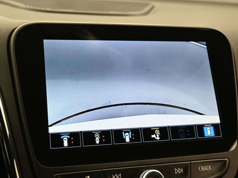 Used 2024 Chevrolet Equinox RS w/ RS Leather Package image 23