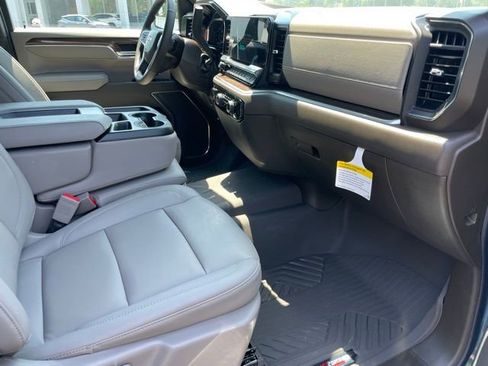 New 2025 Chevrolet Silverado 1500 LT w/ Z71 Off-Road Package image 7