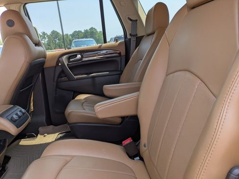 Used 2015 Buick Enclave Leather FWD image 15