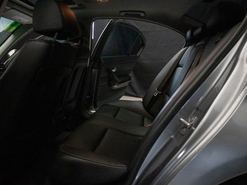 Used 2011 BMW 328i xDrive Sedan image 19