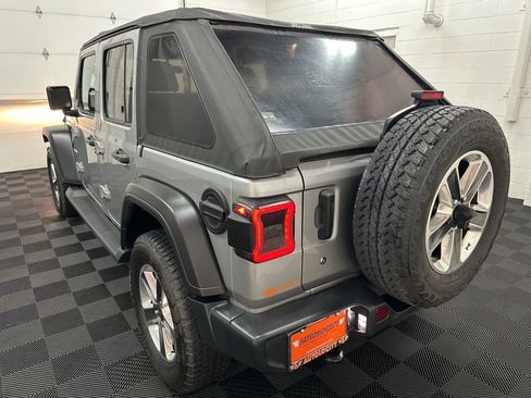 Used 2018 Jeep Wrangler Unlimited Sahara image 8