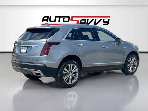 Used 2025 Cadillac XT5 Premium Luxury w/ Technology Package FWD image 7
