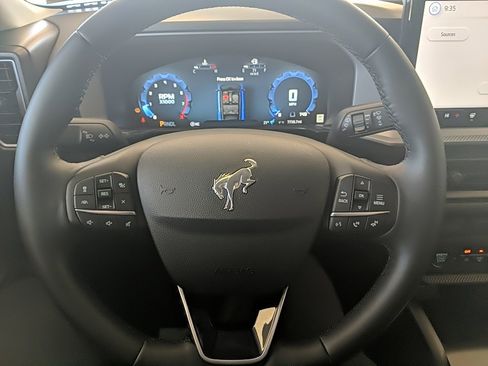 Certified 2025 Ford Bronco Sport Outer Banks w/ Outer Banks Tech Package+ image 14