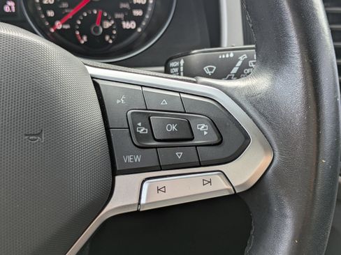 Used 2021 Volkswagen Atlas SE w/ Towing Package FWD image 22