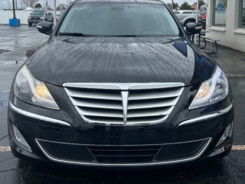 Used 2014 Hyundai Genesis 5.0 R-Spec image 2