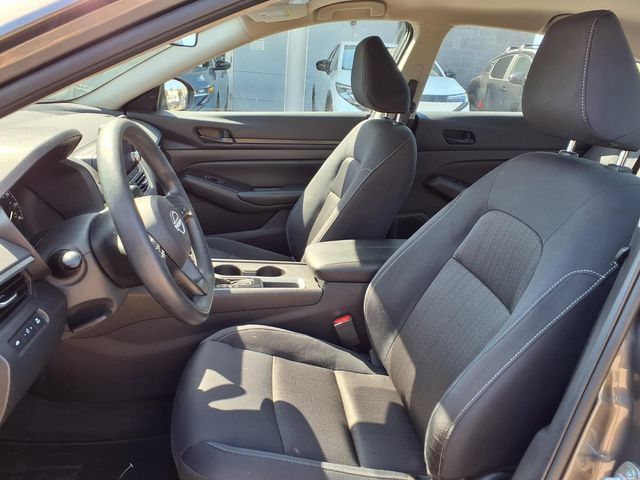 Used 2025 Nissan Altima 2.5 S FWD image 14