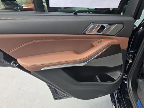 New 2026 BMW X5 xDrive40i w/ Executive Package AWD/4WD image 10