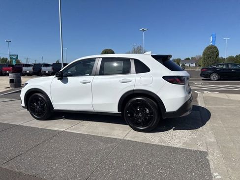 New 2026 Honda HR-V Sport image 10