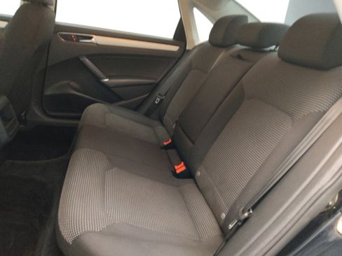 Used 2017 Volkswagen Passat 1.8T S image 18