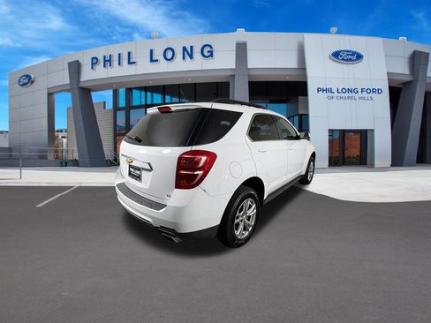 Used 2017 Chevrolet Equinox LT w/ Convenience Package AWD/4WD image 5