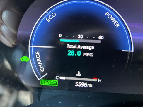 Used 2025 Toyota Sienna XLE Woodland Edition AWD/4WD image 10