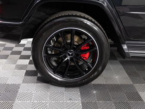Used 2025 Mercedes-Benz G 550 w/ Exclusive Interior Package image 41
