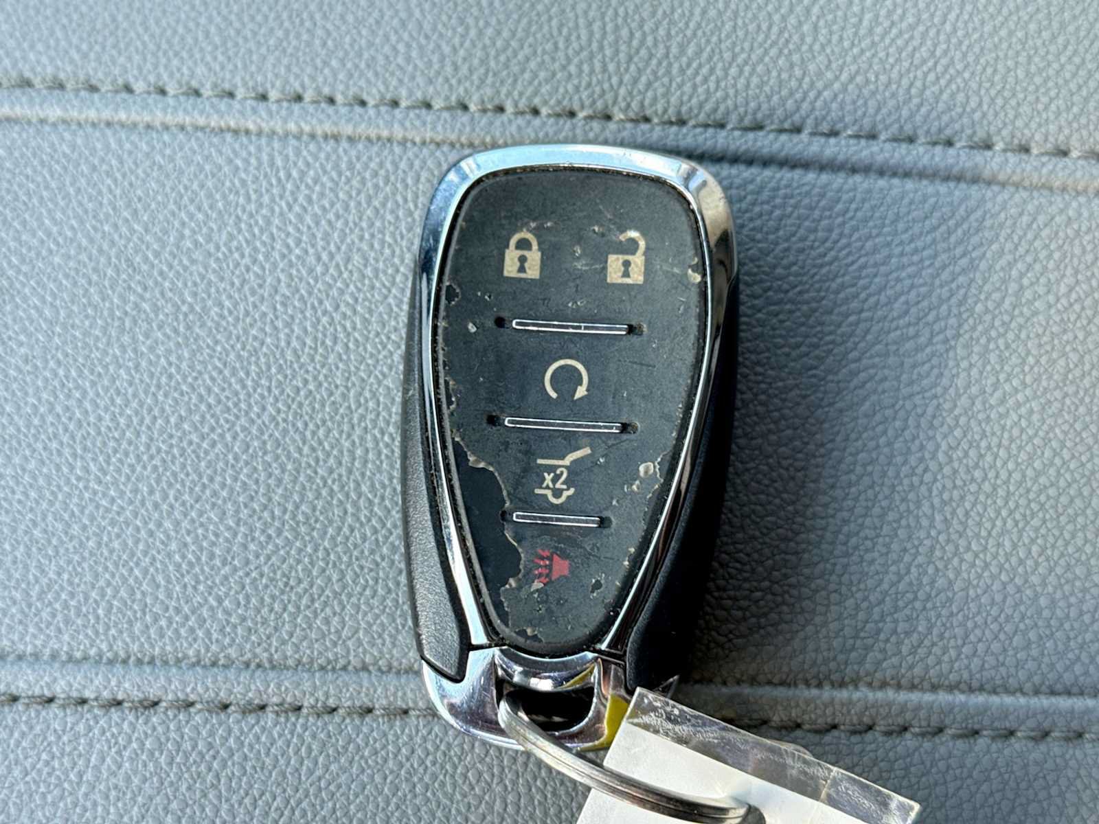 Used 2019 Chevrolet Traverse LT w/ LPO, Floor Liner Package AWD/4WD image 35