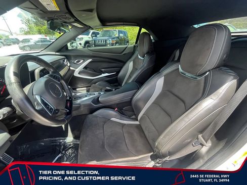 Used 2018 Chevrolet Camaro SS RWD image 10