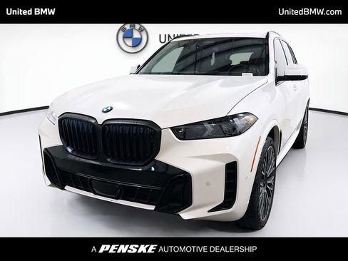 New 2026 BMW X5 xDrive40i w/ M Sport Package AWD/4WD image 1