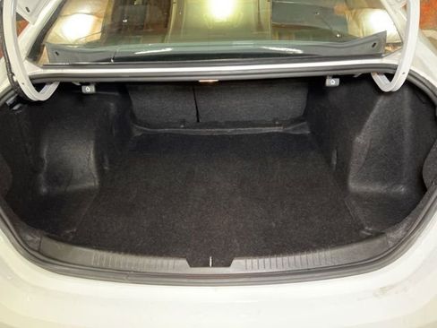 Used 2024 Chevrolet Malibu LT image 53