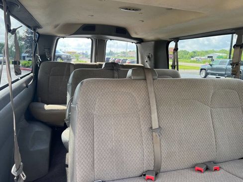 Used 2016 Chevrolet Express 3500 LT w/ LT Preferred Equipment Group image 9