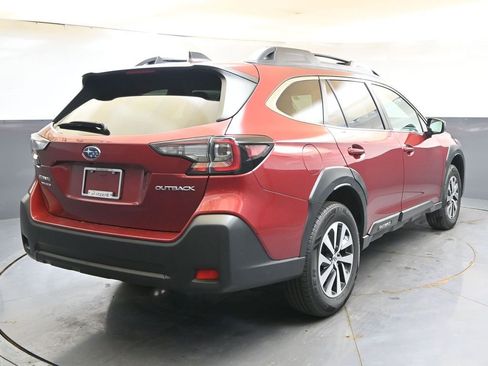 Certified 2024 Subaru Outback Premium AWD/4WD image 5