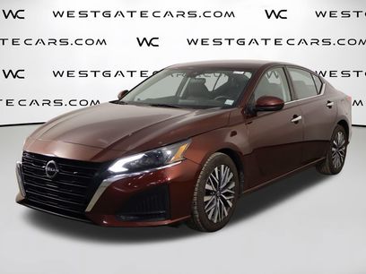 Used 2023 Nissan Altima 2.5 SV
