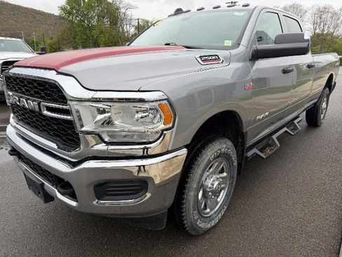 Used 2022 RAM 2500 Tradesman w/ Chrome Appearance Group AWD/4WD image 1