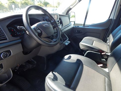 Used 2022 Ford Transit 250 148 High Roof Extended RWD image 2