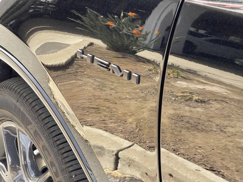 New 2026 Dodge Durango GT w/ Blacktop Package AWD/4WD image 11