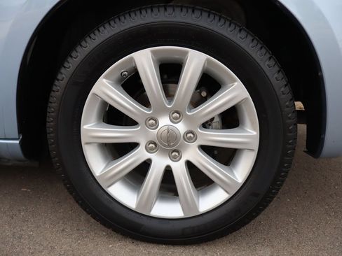Used 2014 Chrysler 200 Limited FWD image 40