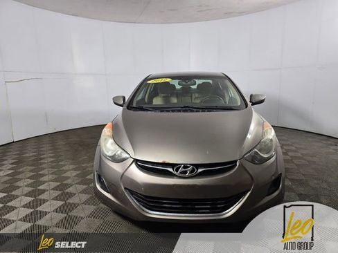 Used 2012 Hyundai Elantra GLS FWD image 2